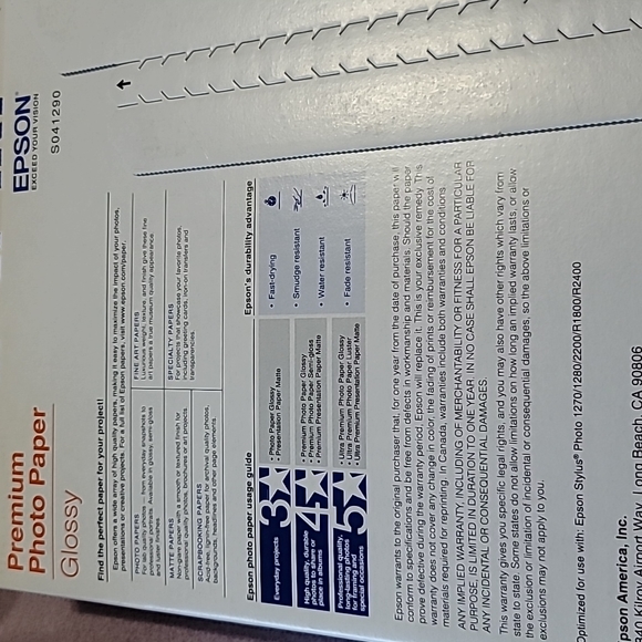Brand new, never opened. Epson Premium Glossy Paper, premium photo paper pack - Picture 8 of 8